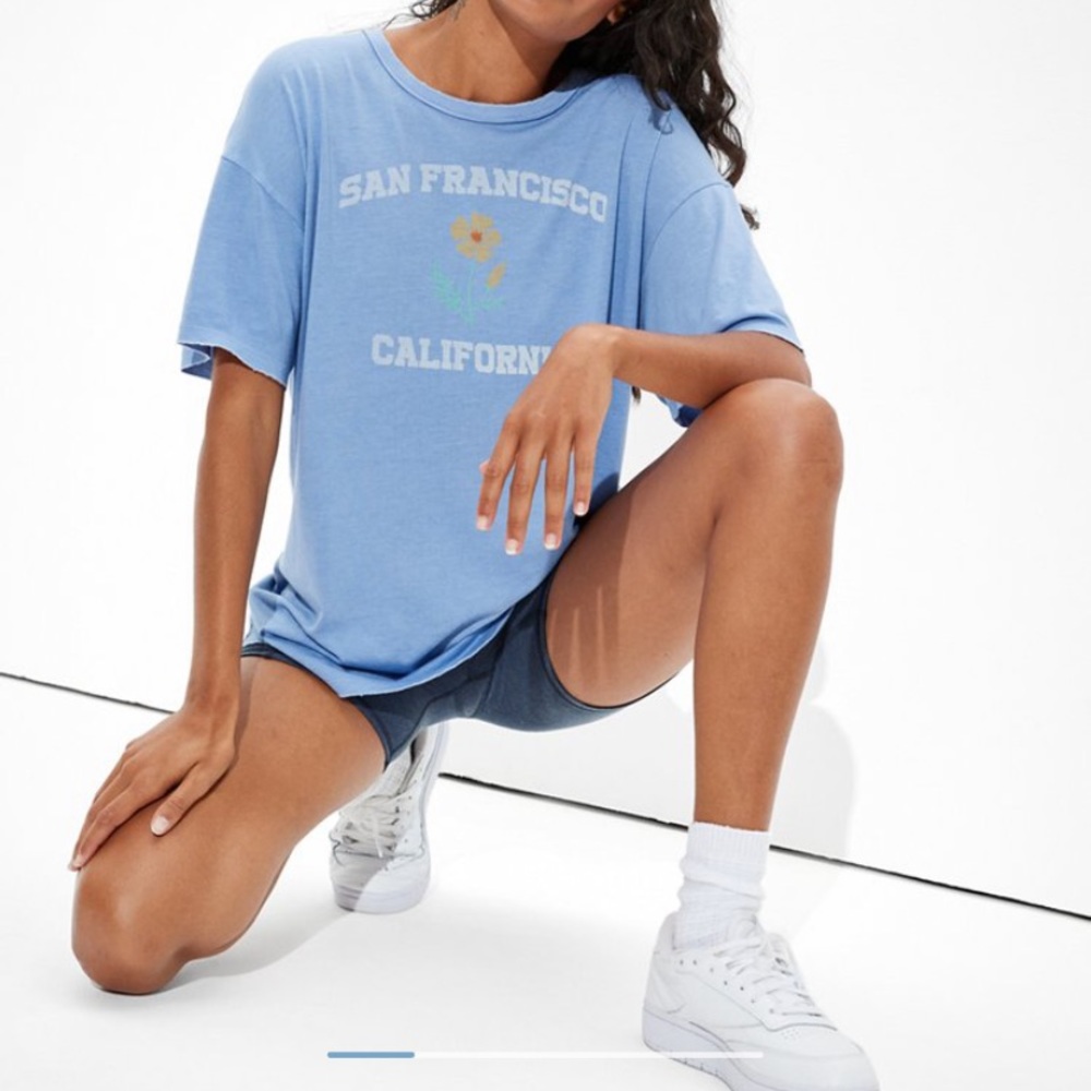 NWT AE Oversized Graphic T-Shirt